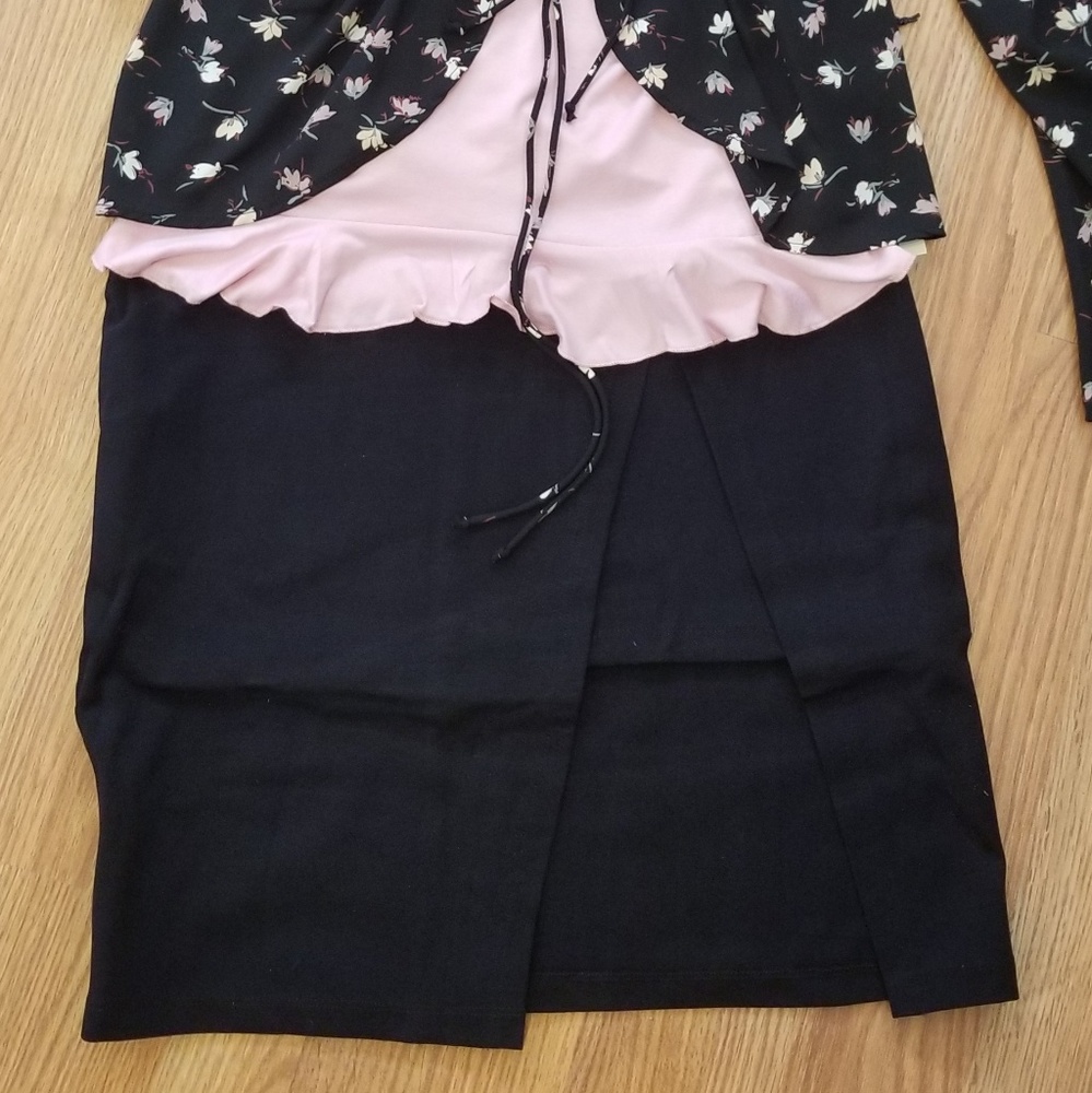 Black Asymmetrical midi pencil skirt - Picture 5 of 8